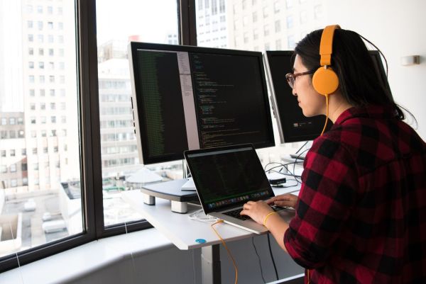 Comment la technologie informatique transforme la société que vous ne pouvez pas ignorer